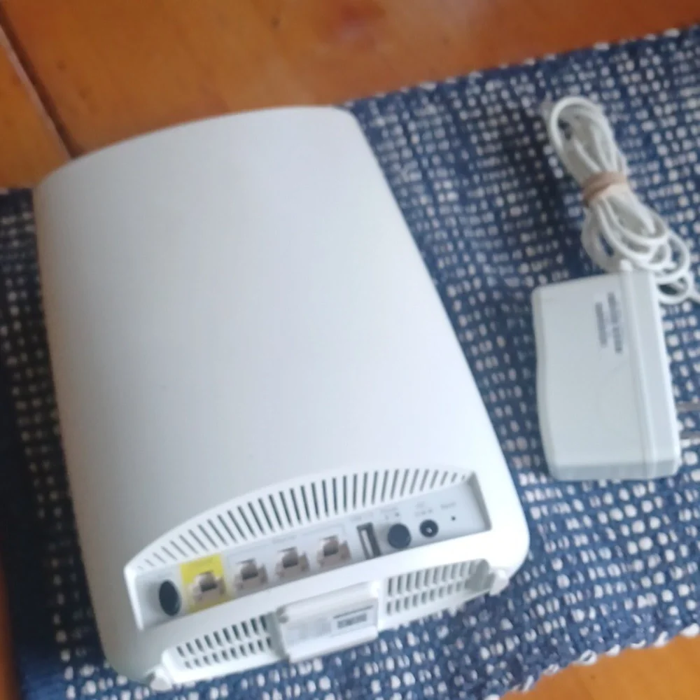 Orbi Wifi Router With Adapter - Picture 3 of 3